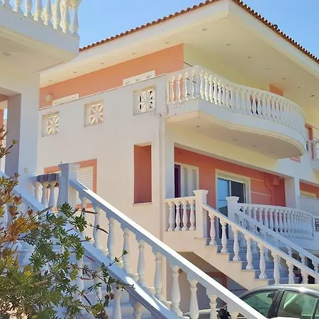 Holiday home Purpleblue Maisonette *