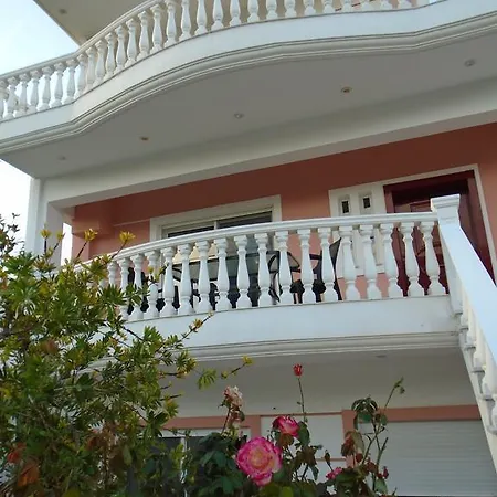 Purpleblue Maisonette